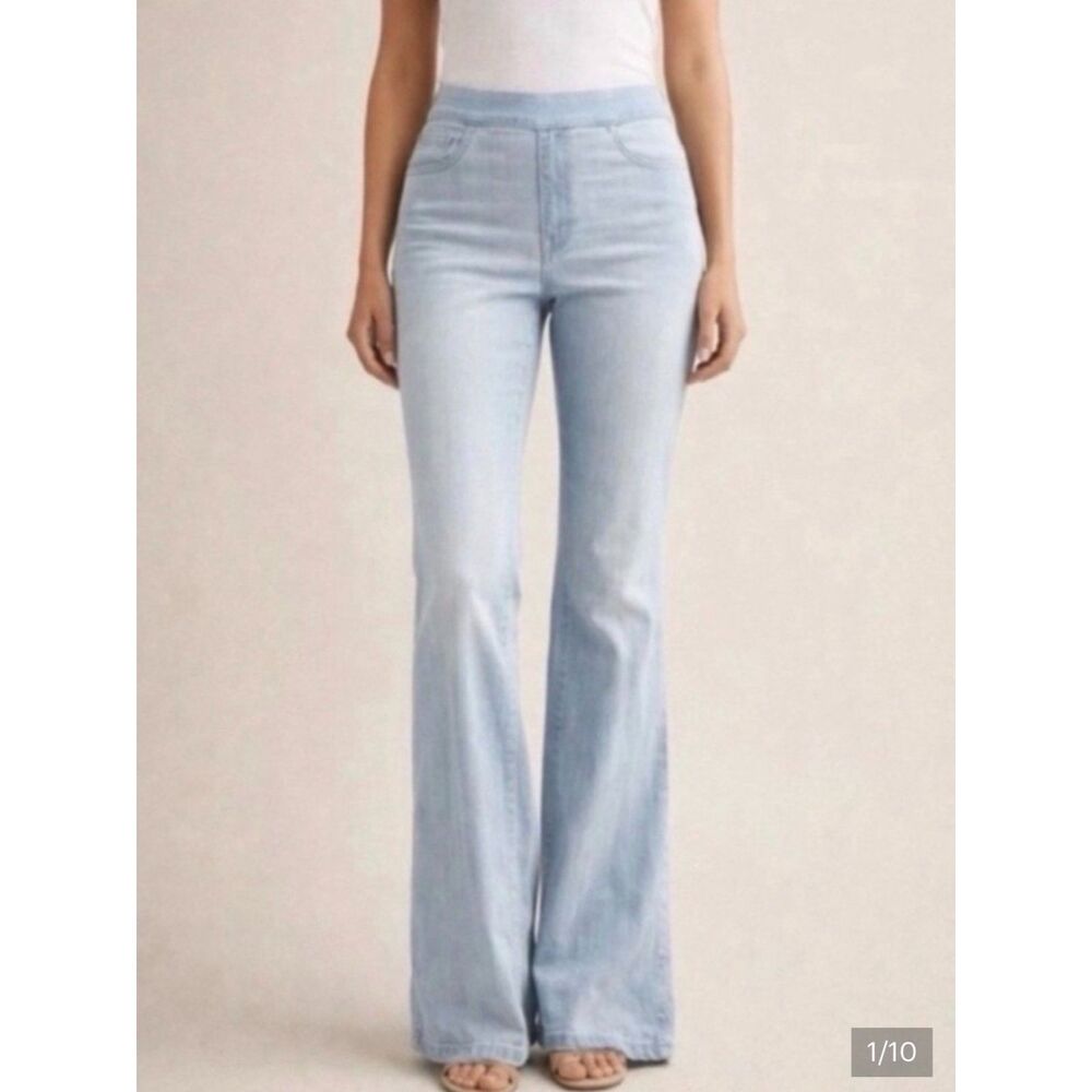 Spanx Flare Jeans Light Wash High-Rise Flare Rise Pull-On Style XS